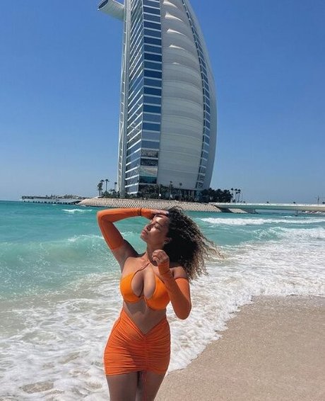 Amber Gill pornstar nudes photos