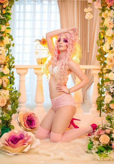 BloodyNyuu model pretty archive