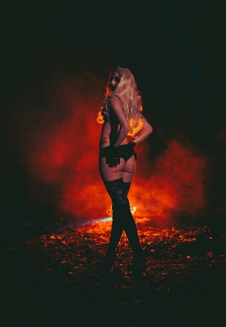 BloodyNyuu art star image