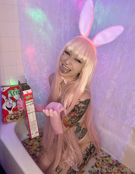 hayislost erotic star photos