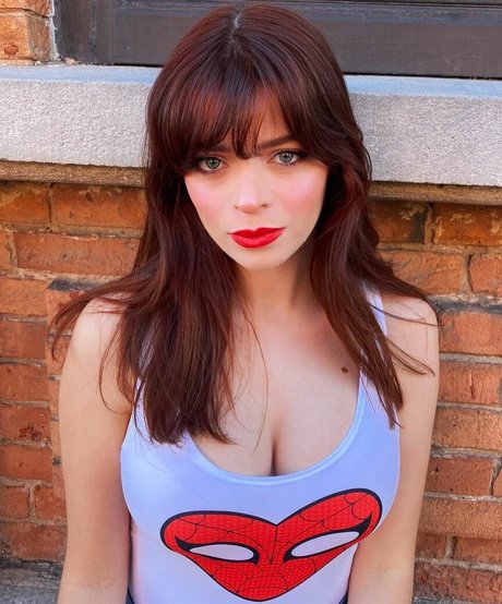 Sally LoMonaco naked star photos