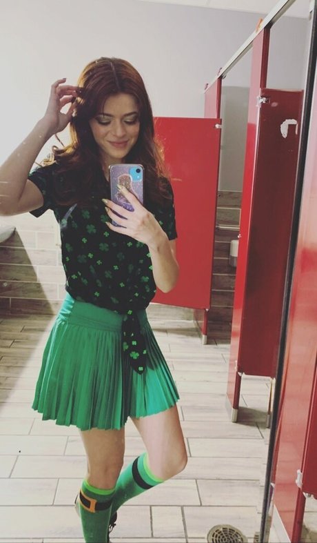 Sally LoMonaco pornstar naked pic