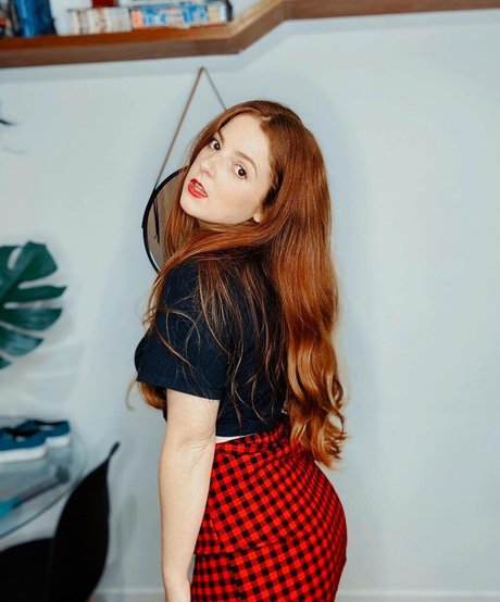 Mai Purper star xxx gallery