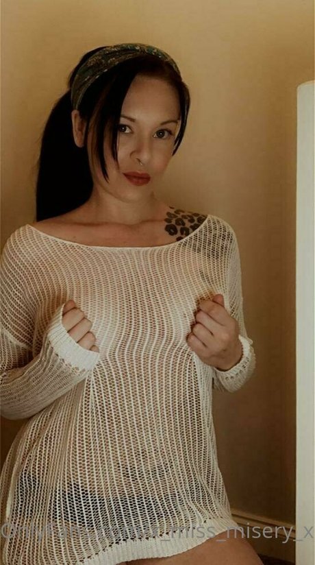 x miss misery x pornstar top picture