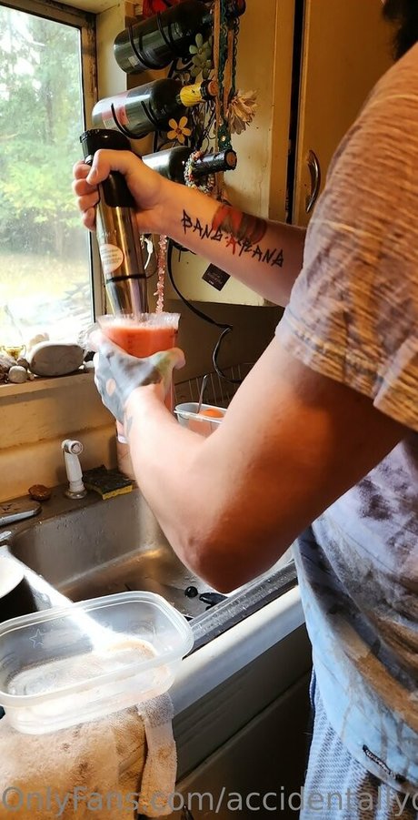 accidentallydelicious pretty pornstar pic