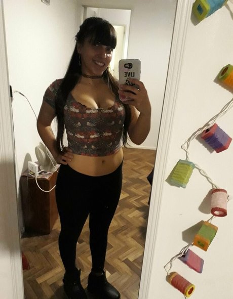 peachvicco erotic actress galleries