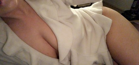 shanassty model high quality image