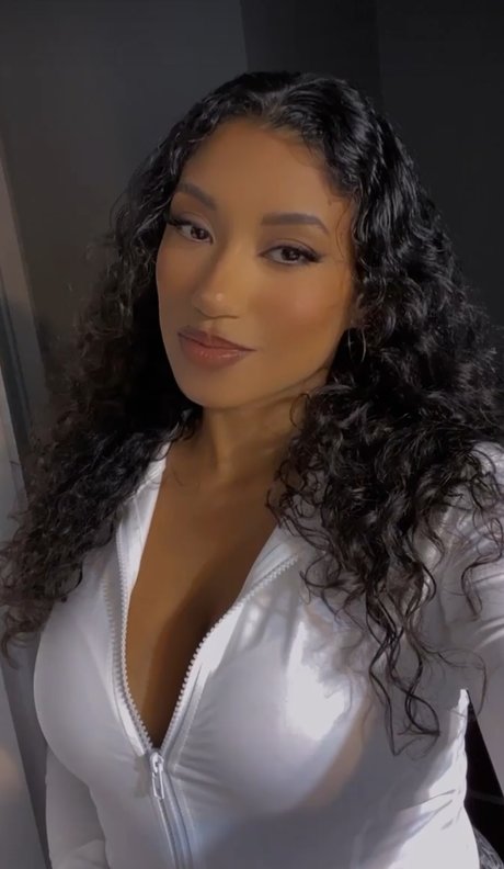 Tamia J pornstar nudes pictures