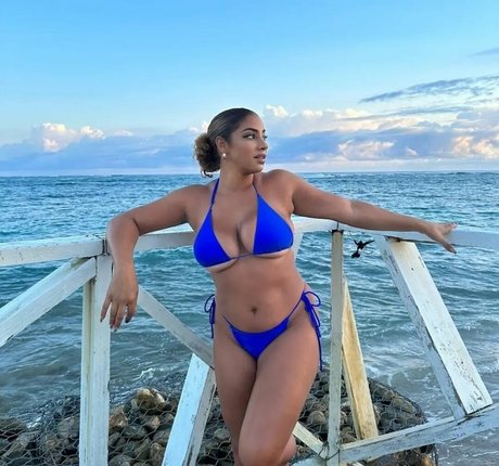 yinamenez pornstar exclusive pics