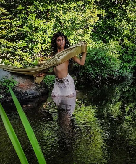 feliciathunnder pornstar naked pictures