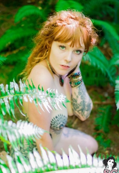 Lilredfoxx pornographic model photos