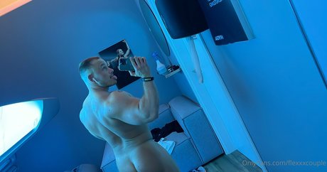 flexxxcouple star free picture