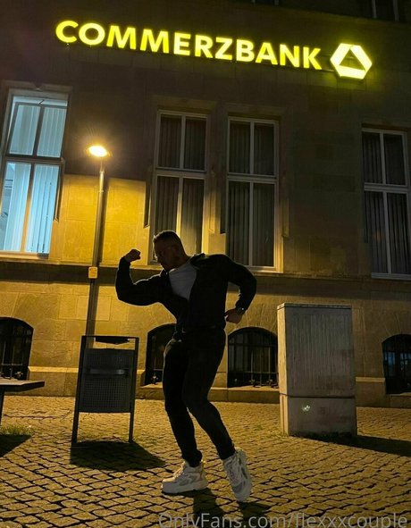 flexxxcouple star sex gallery