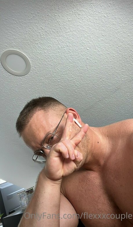 flexxxcouple hd pornstar pics