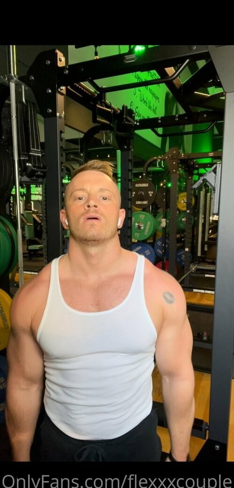 flexxxcouple top actress gallery