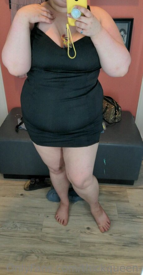 thickqueen_ nudes model pic
