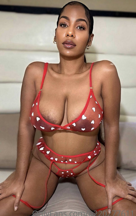 Leiza Mae Keane exclusive actress pics