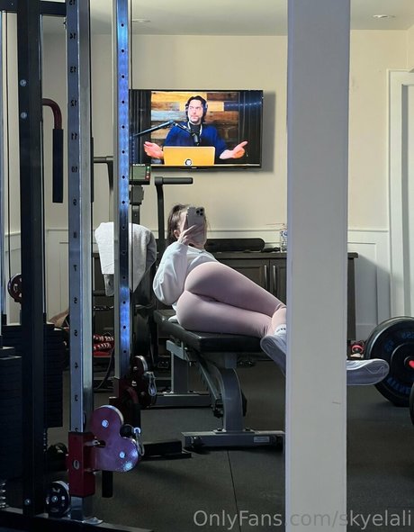 skyelali porn model pics