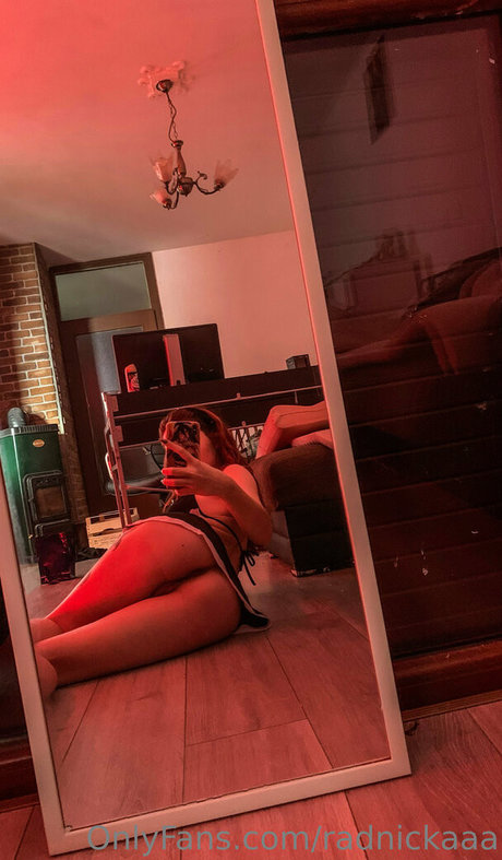 radnickaaa pornstar nude pictures