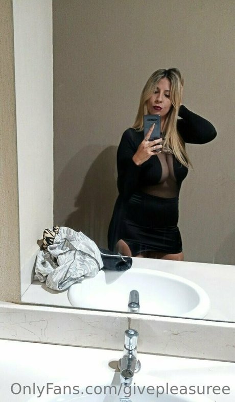 givepleasuree star adult pic