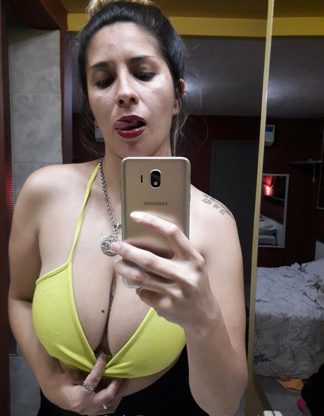 givepleasuree pornographic star photos