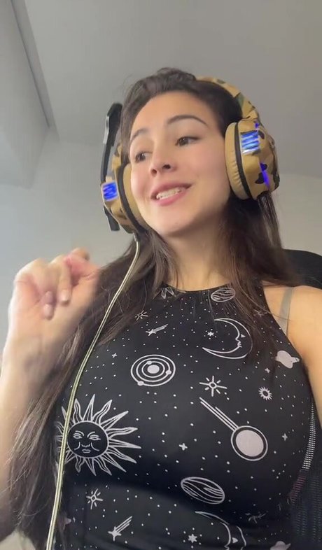 Daniela Derly pornstar beautiful photo