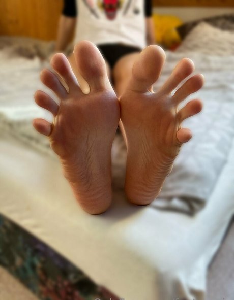 feetronnie top pornstar img