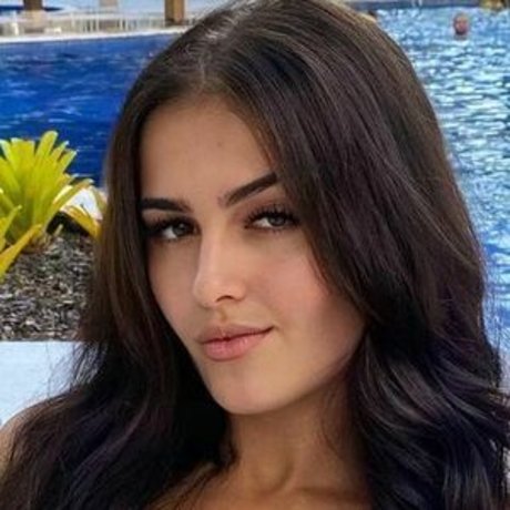 Sthefany Oliveira hd model pictures