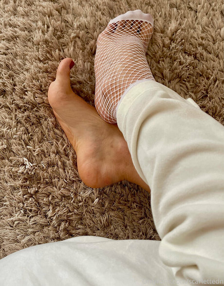 scarlettedn beautiful model pics