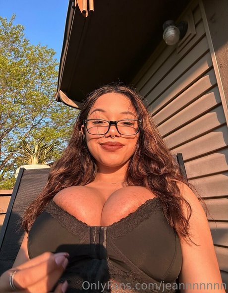 jeannnnnnn sexy star image