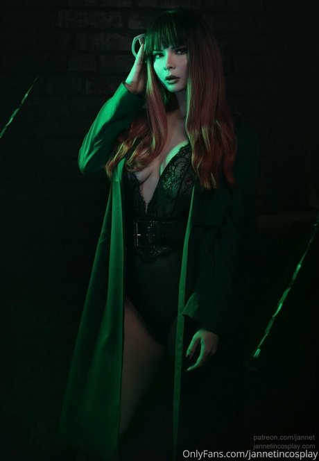 jannetincosplay naked model pic