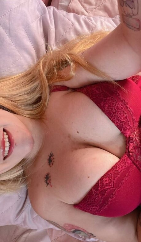 emy bunny model exclusive photos