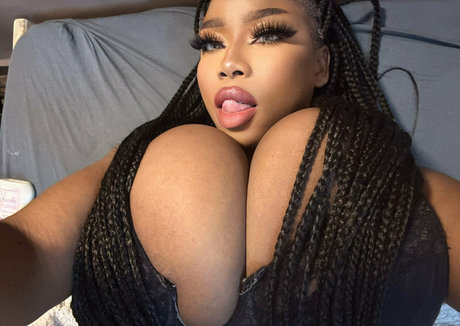 tokyo teax star nudes picture