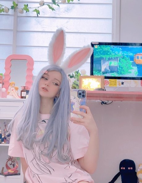 Rachel Blossom exclusive star galleries