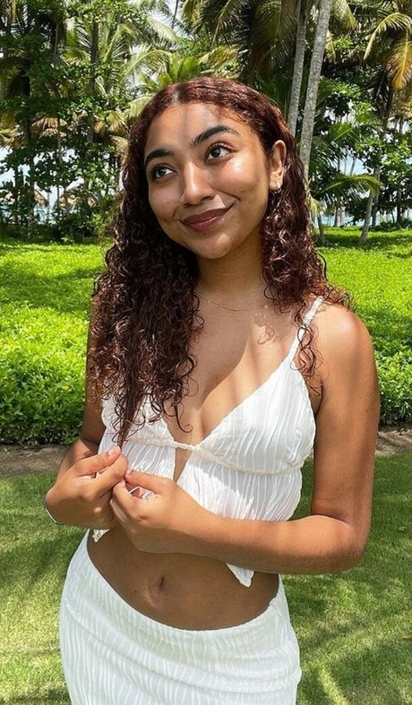 krystalogy erotic star galleries