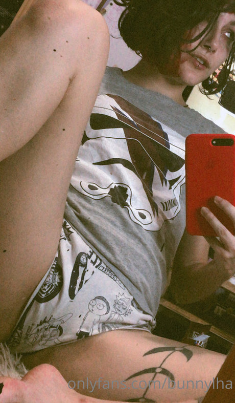 Vanilla Mon porn actress photo