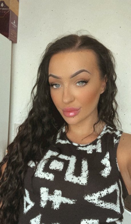 uksophiasnow pornstar xxx archive