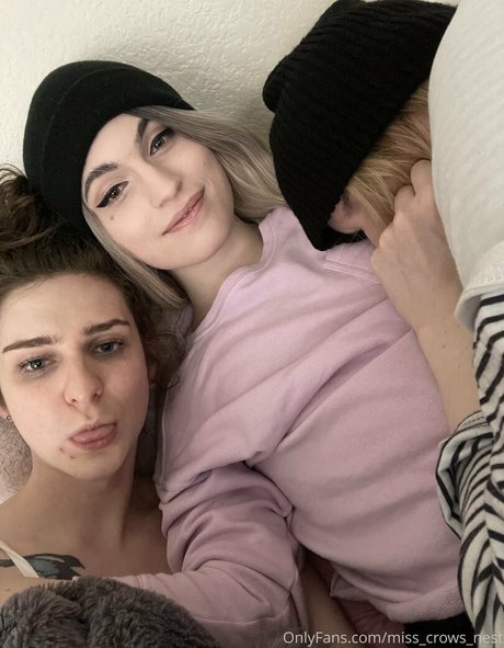 Miss Crows Nest high quality star gallery