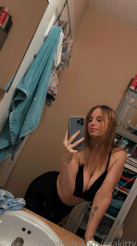 Seakitty hot actress pics