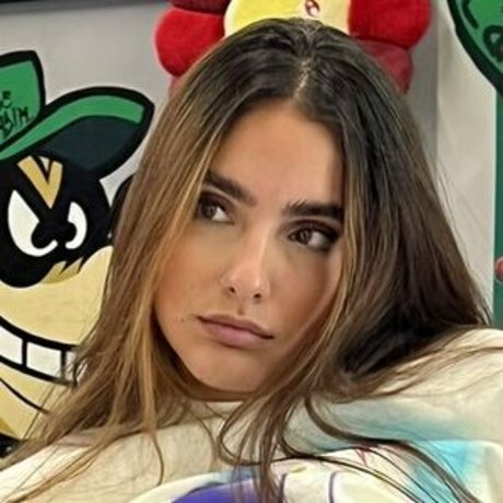 Isabella Ladera best model images