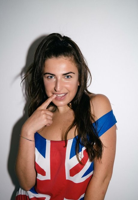 crazybritishoe free pornstar img