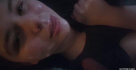 Swingerwanabe hot actress image