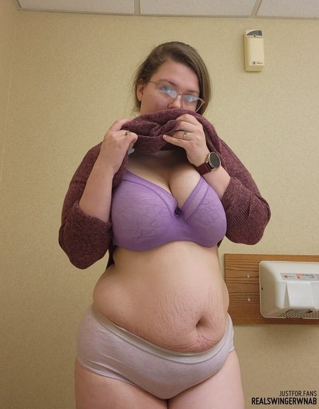 Swingerwanabe naked pornstar img