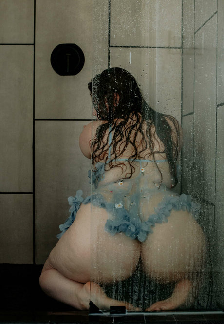 Swingerwanabe art actress photos