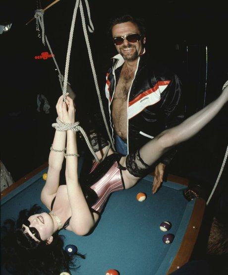 Dita Von Teese nice actress img