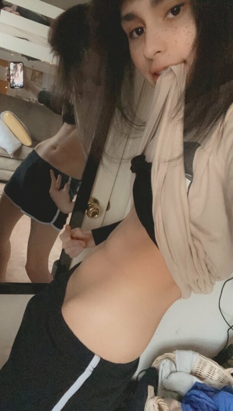 Shiruwu hd pornstar image