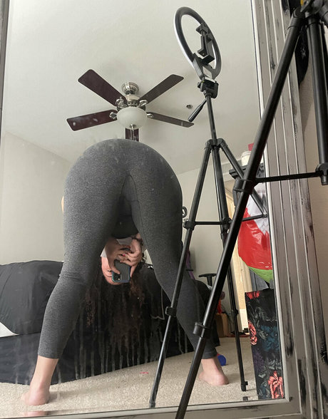 bettyplug nudes actress pic