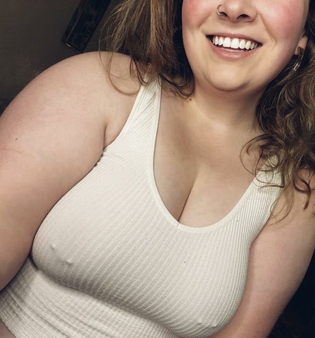 Mrs Astor high quality pornstar pictures