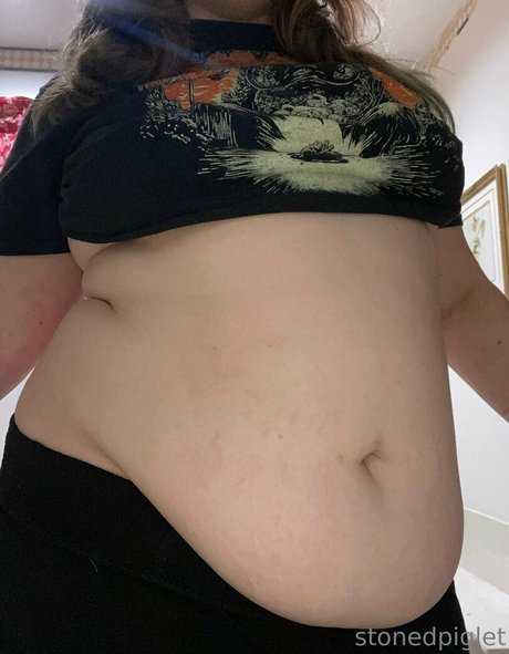 stonedpiglet model nudes pics