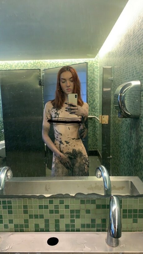 sunset fawn star hot pictures